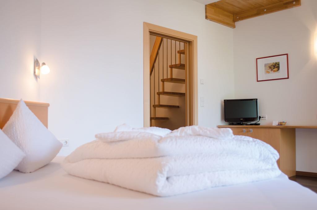קאלדרו Garni Hotel Peterlinhof חדר תמונה