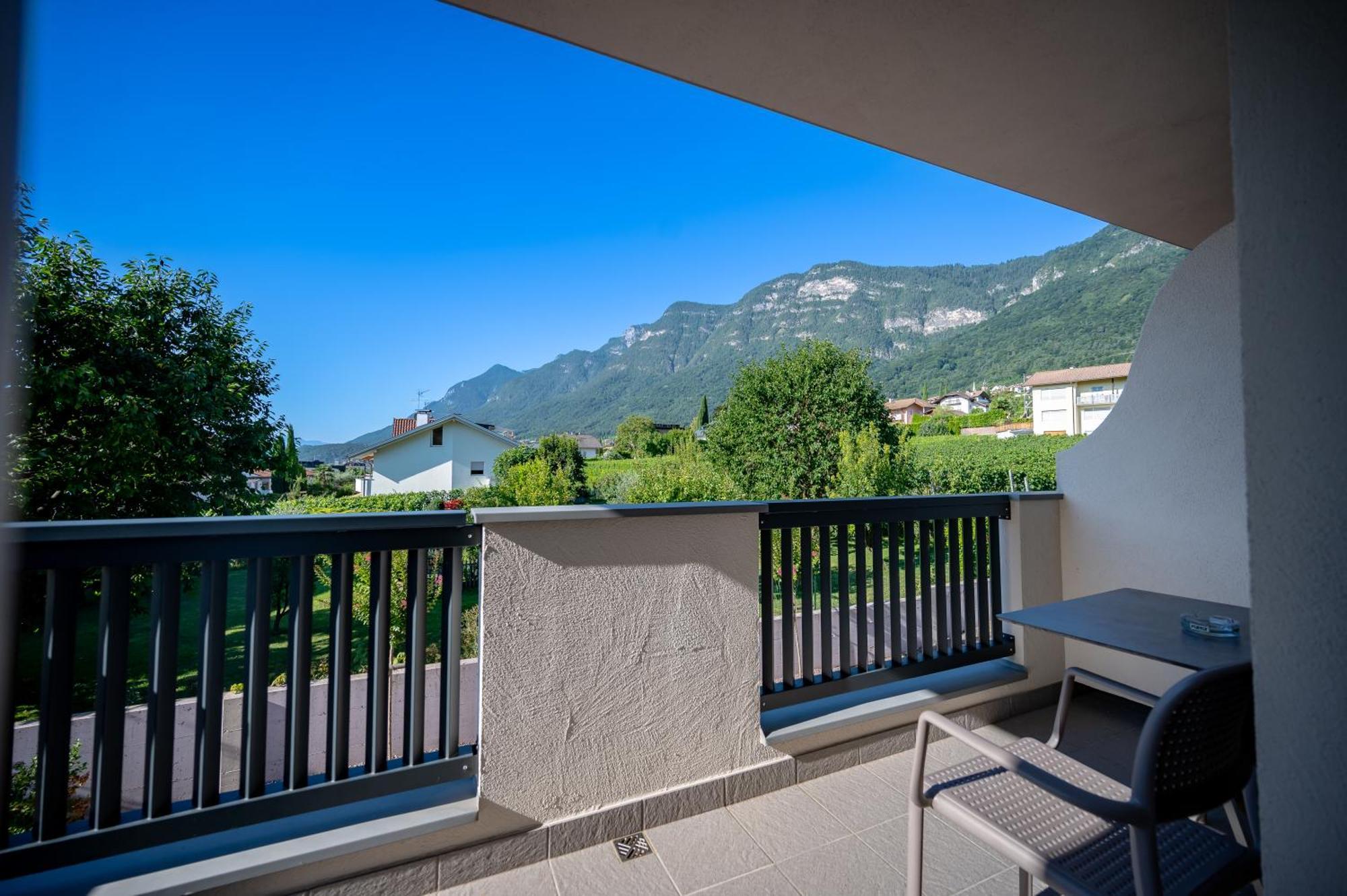 קאלדרו Garni Hotel Peterlinhof מראה חיצוני תמונה