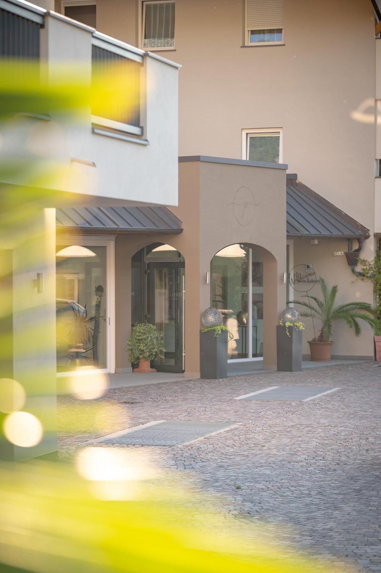 קאלדרו Garni Hotel Peterlinhof מראה חיצוני תמונה