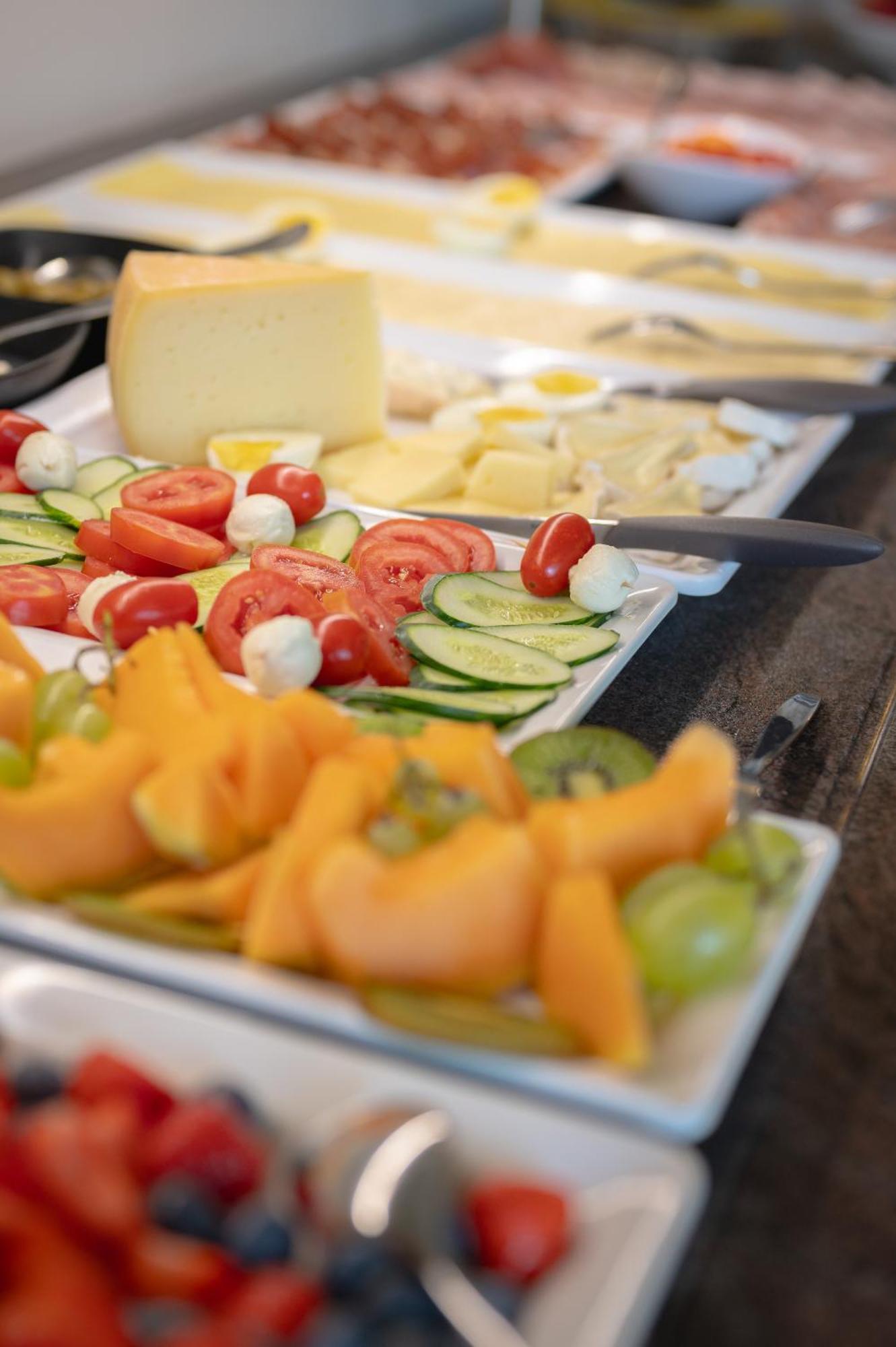 קאלדרו Garni Hotel Peterlinhof מראה חיצוני תמונה