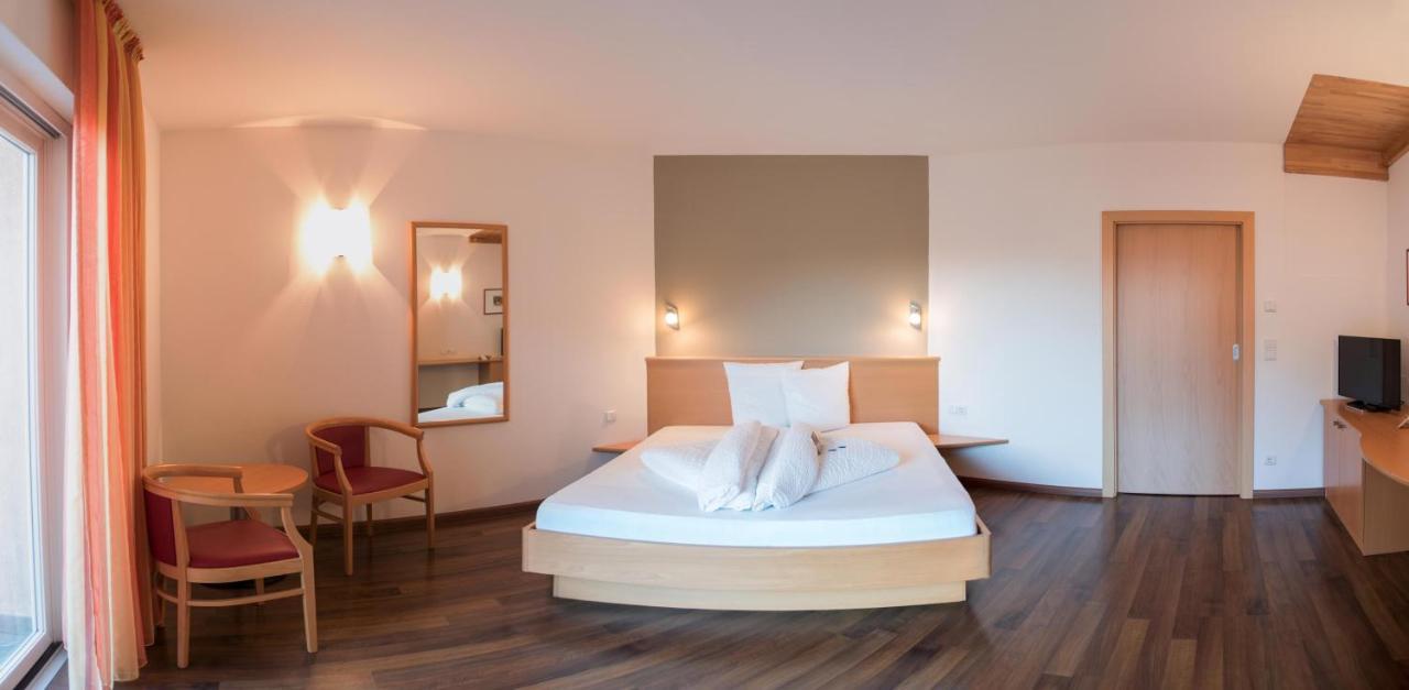 קאלדרו Garni Hotel Peterlinhof מראה חיצוני תמונה