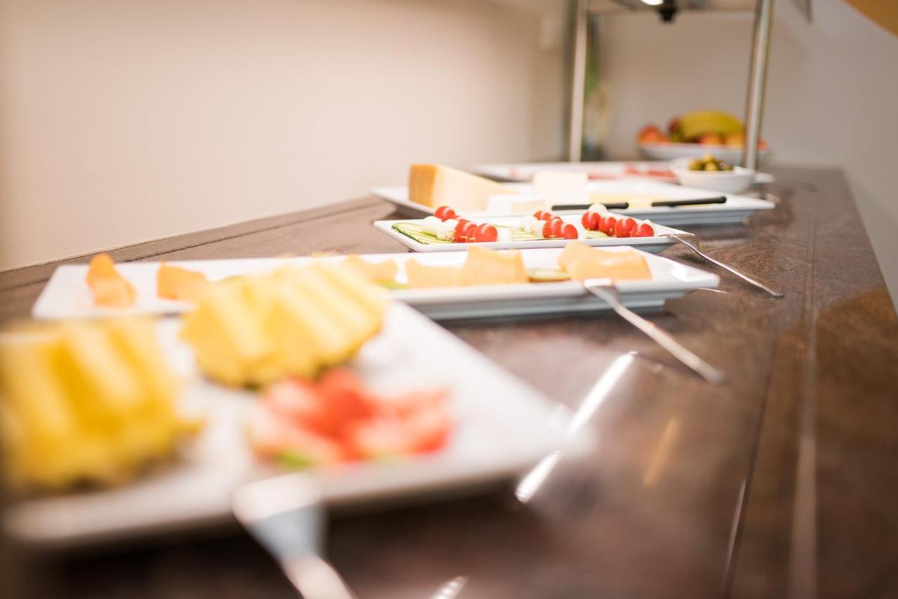 קאלדרו Garni Hotel Peterlinhof מראה חיצוני תמונה